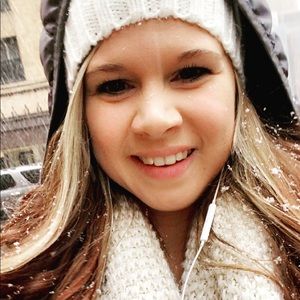 Meet your Posher, Sara